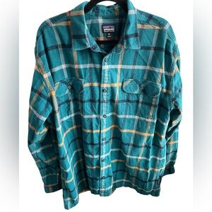 Patagonia Men's Long-Sleeved Organic Cotton Midweight Fjord Flannel Shirt XXL